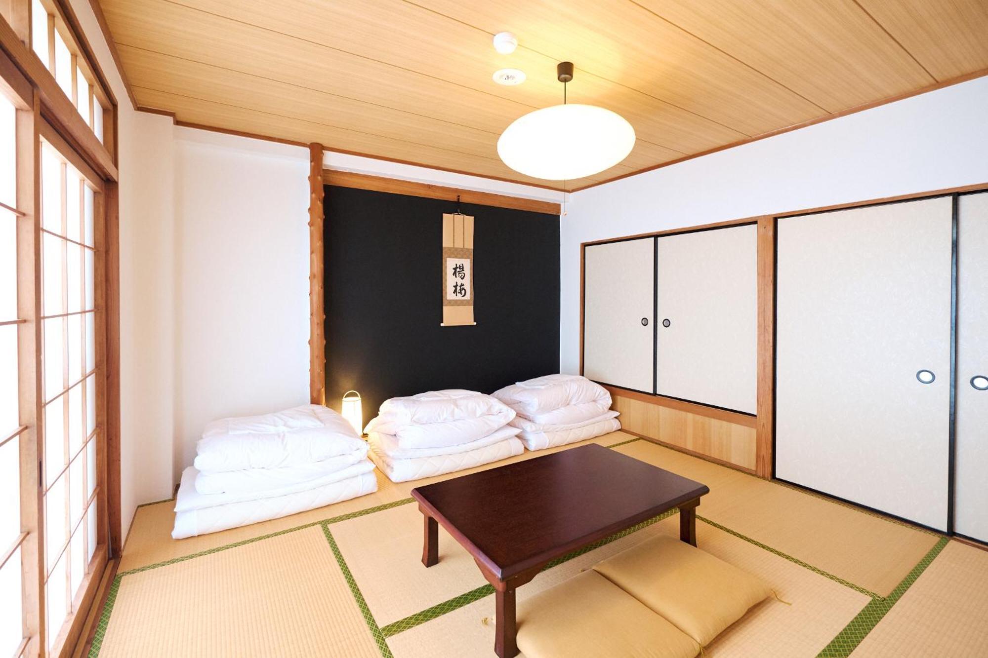 J-Hoppers Lake Biwa Guesthouse Оцу Стая снимка