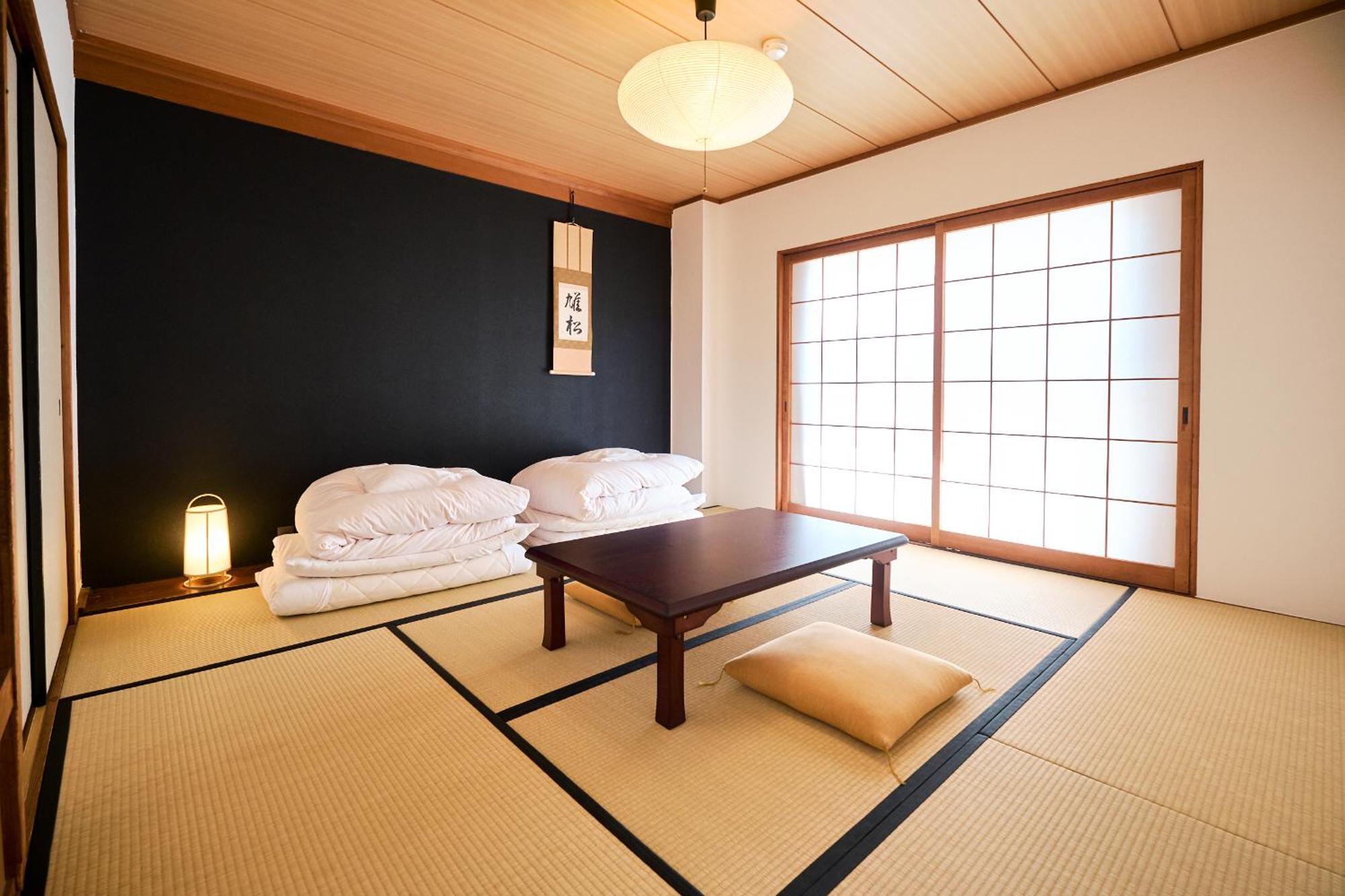 J-Hoppers Lake Biwa Guesthouse Оцу Стая снимка
